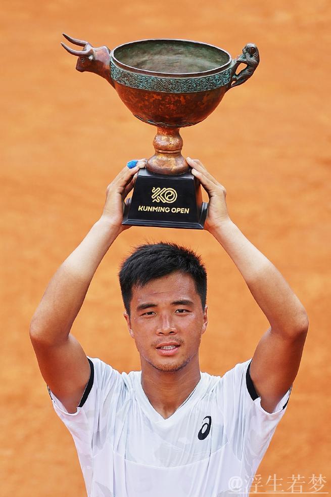 中网巡职业级总决赛男单巅峰对决:孙发京迎战崔杰 中网巡职业级总决赛男单巅峰对决:孙发京迎战崔杰