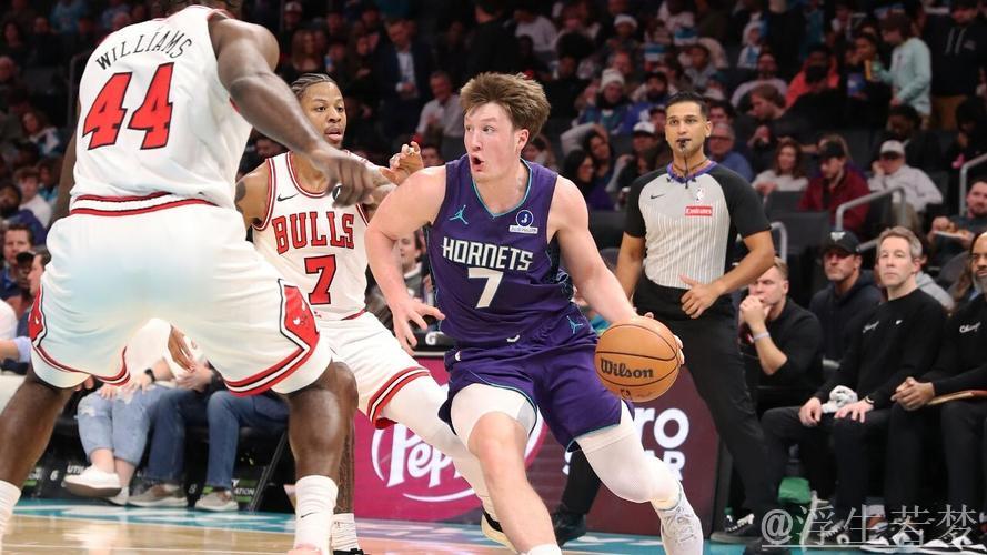 吉迪26+7+11 克努佩尔生涯新高33分 公牛客场险胜黄蜂